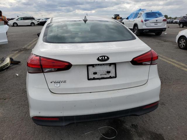 Photo 6 from auction – 2017 KIA FORTE LX with VIN 3KPFK4A71HE061805
