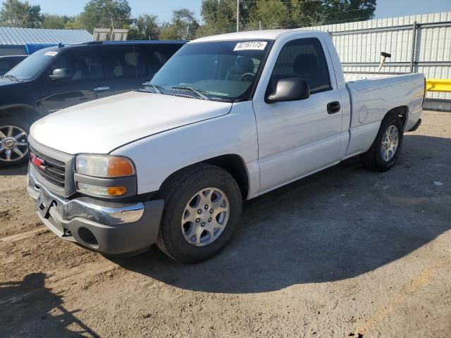 GMC NEW SIERRA 2005 with VIN 1GTEC14X15Z213083 - Photo from auction