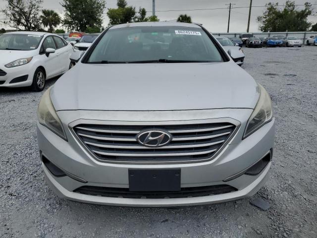 Photo 5 from auction – 2017 HYUNDAI SONATA SE with VIN 5NPE24AF2HH563687