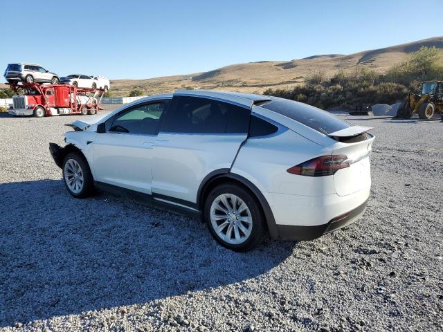 Photo 2 from auction – 2020 TESLA MODEL X with VIN 5YJXCAE23LF260968