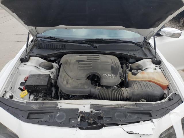 Photo 11 from auction – 2019 CHRYSLER 300 LIMITE with VIN 2C3CCAKG7KH528786