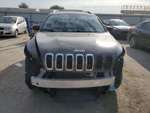 Photo 5 from auction – 2017 JEEP CHEROKEE LATITUDE with VIN 1C4PJMCB8HW646850