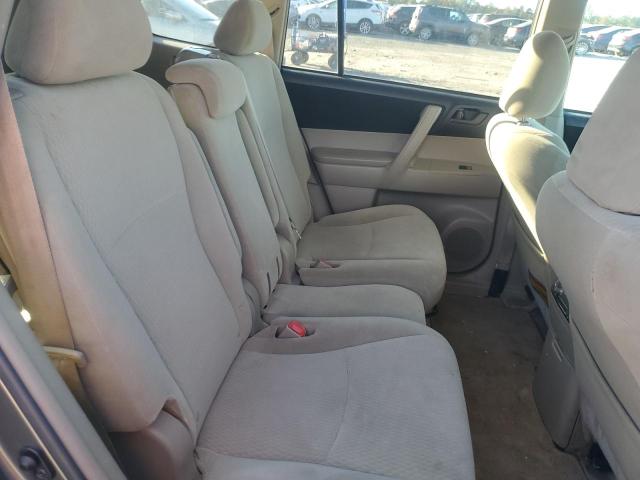 Photo 11 from auction – 2010 TOYOTA HIGHLANDER with VIN 5TDBK3EH7AS025091