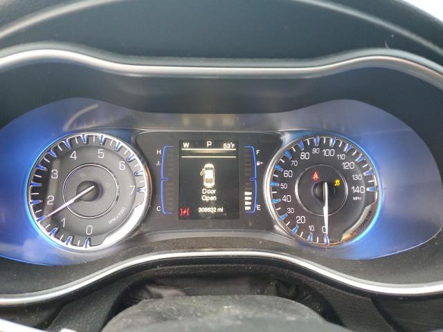 Photo 9 from auction – 2015 CHRYSLER 200 LIMITE with VIN 1C3CCCABXFN599611