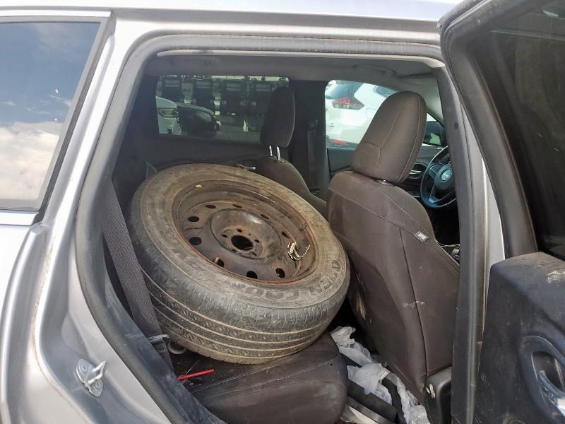 Photo 10 from auction – 2019 JEEP CHEROKEE L with VIN 1C4PJLCB1KD358763