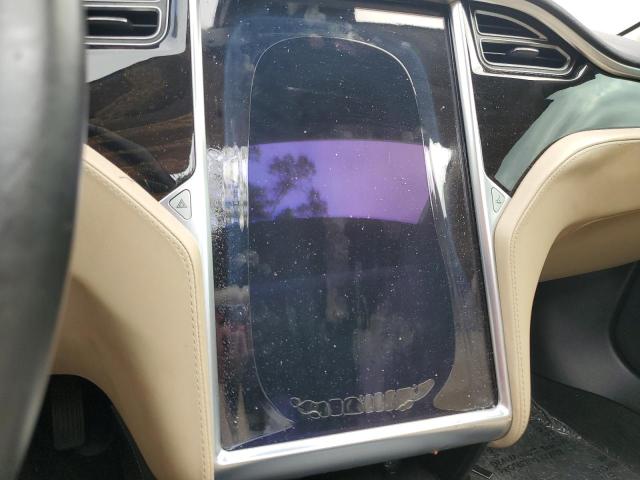 Photo 9 from auction – 2016 TESLA MODEL S with VIN 5YJSA1E15GF160240
