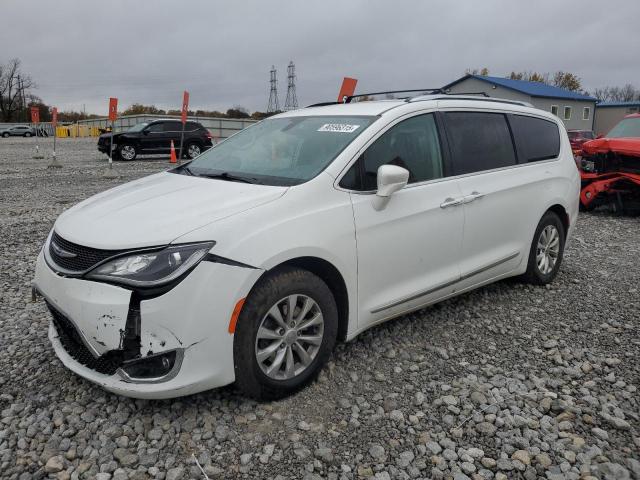 CHRYSLER PACIFICA T 2019 with VIN 2C4RC1BG5KR561639 - Photo from auction