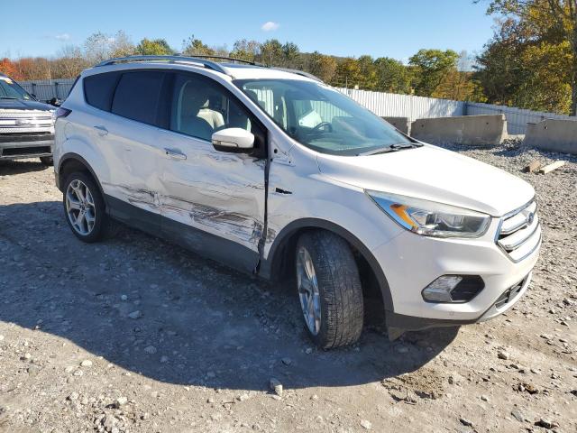 Photo 4 from auction – 2017 FORD ESCAPE TIT with VIN 1FMCU0J94HUD34529