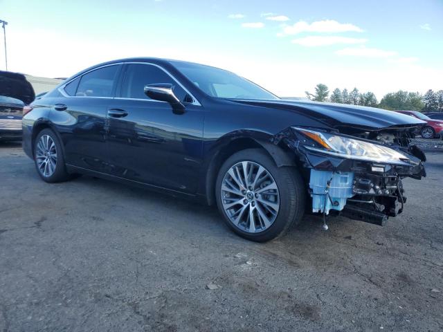 Photo 4 from auction – 2021 LEXUS ES 250 BASE with VIN 58AD11D14MU008161
