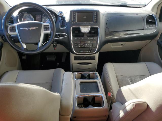 Photo 8 from auction – 2013 CHRYSLER TOWN & COU with VIN 2C4RC1CGXDR818859
