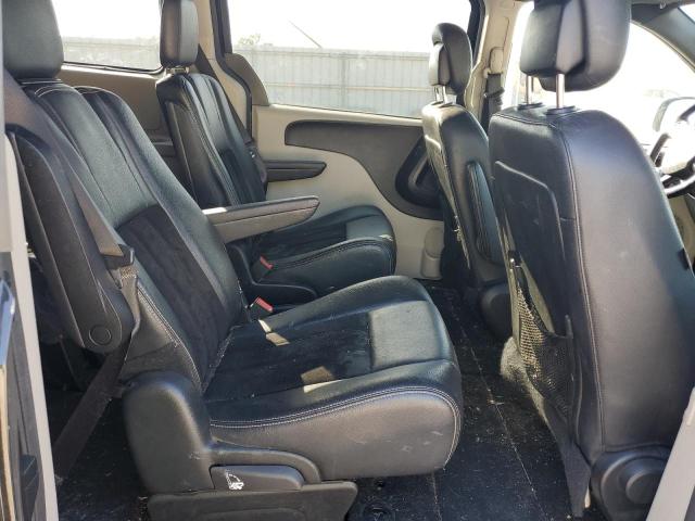 Photo 11 from auction – 2017 DODGE GRAND CARA with VIN 2C4RDGCG1HR685320