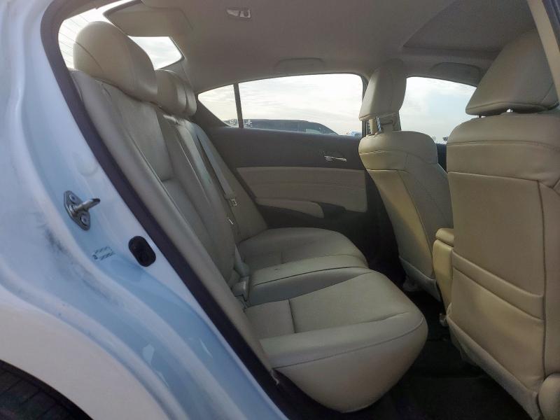 Photo 10 from auction – 2017 ACURA ILX PREMIU with VIN 19UDE2F74HA009293