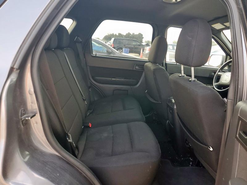 Photo 11 from auction – 2010 FORD ESCAPE XLT with VIN 1FMCU0DG3AKA08667