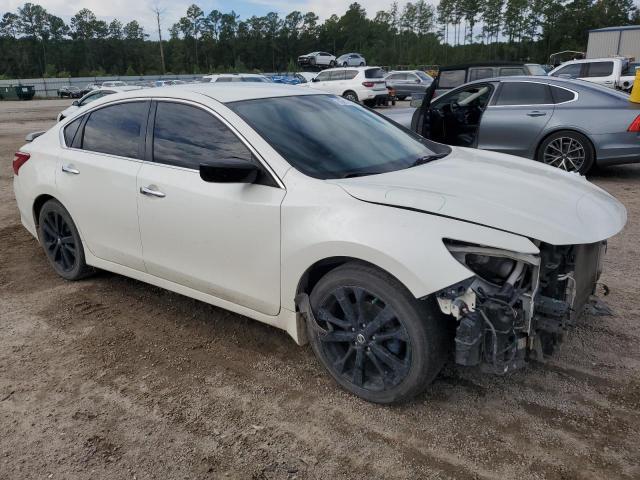 Photo 4 from auction – 2017 NISSAN ALTIMA 2.5 with VIN 1N4AL3AP5HC179953