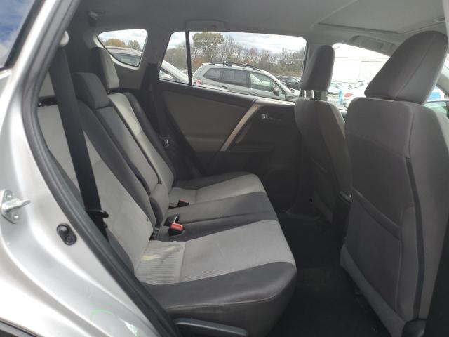 Photo 11 from auction – 2015 TOYOTA RAV4 XLE with VIN 2T3RFREV0FW366544