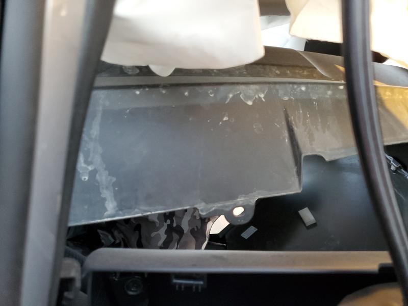 Photo 11 from auction – 2022 TOYOTA RAV4 with VIN JTMLWRFV6ND568949