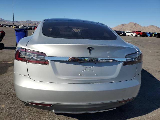 Photo 6 from auction – 2013 TESLA MODEL S with VIN 5YJSA1CG2DFP09332