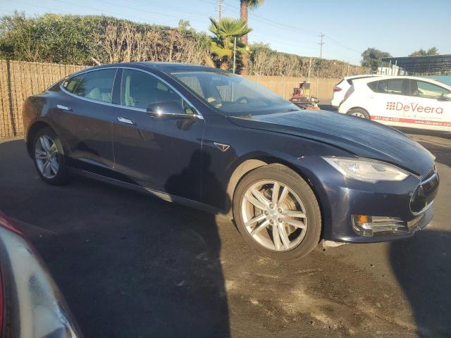 Photo 4 from auction – 2014 TESLA MODEL S with VIN 5YJSA1H19EFP30555