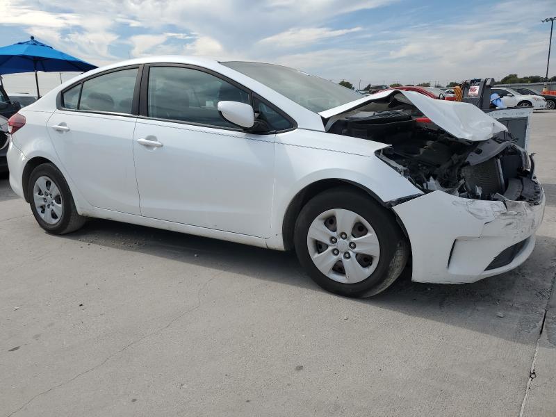 Photo 4 from auction – 2018 KIA FORTE with VIN 3KPFL4A71JE194115