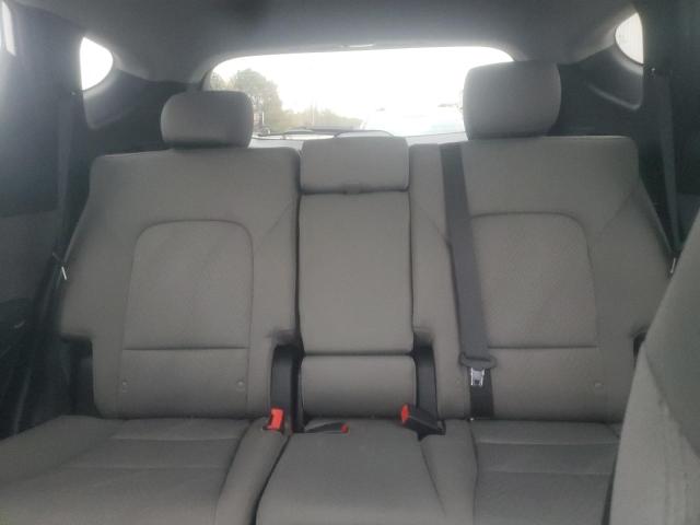 Photo 10 from auction – 2018 HYUNDAI SANTA FE S with VIN 5NMZU3LB0JH063546