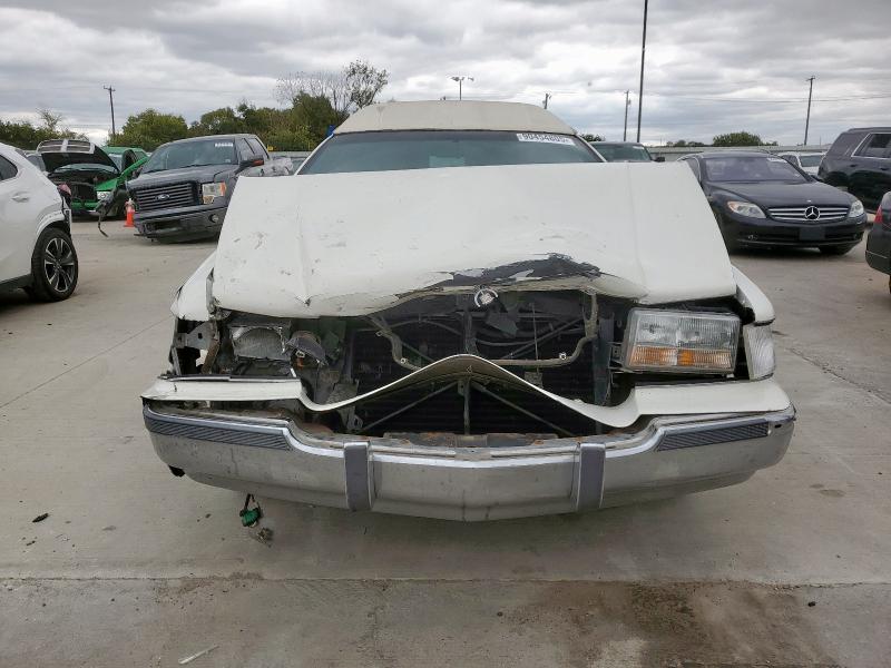 Photo 5 from auction – 1993 CADILLAC COMMERCIAL with VIN 1GEFH9072PR703679