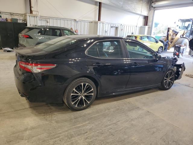 Photo 3 from auction – 2018 TOYOTA CAMRY L with VIN 4T1B11HK2JU080733