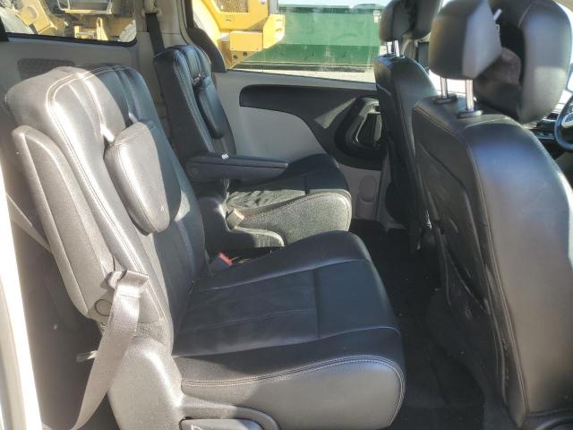 Photo 11 from auction – 2014 CHRYSLER TOWN & COU with VIN 2C4RC1BGXER348769