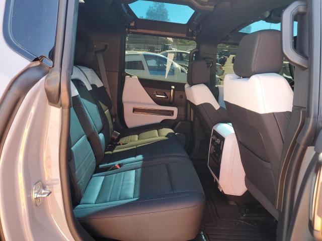 Photo 11 from auction – 2024 GMC HUMMER SUV with VIN 1GKB0RDC3RU114635