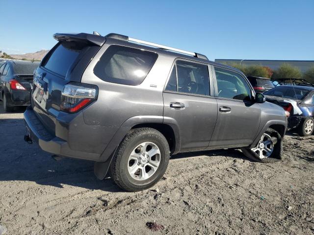 Photo 3 from auction – 2019 TOYOTA 4RUNNER SR with VIN JTEBU5JR3K5718070