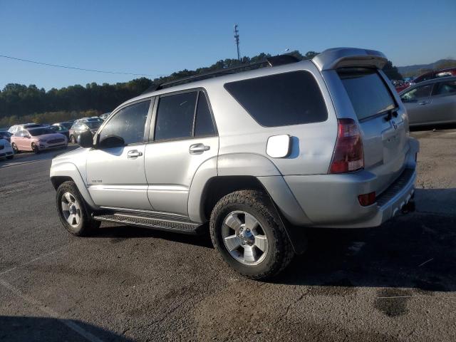 Photo 2 from auction – 2005 TOYOTA 4RUNNER SR with VIN JTEBU14R550067739