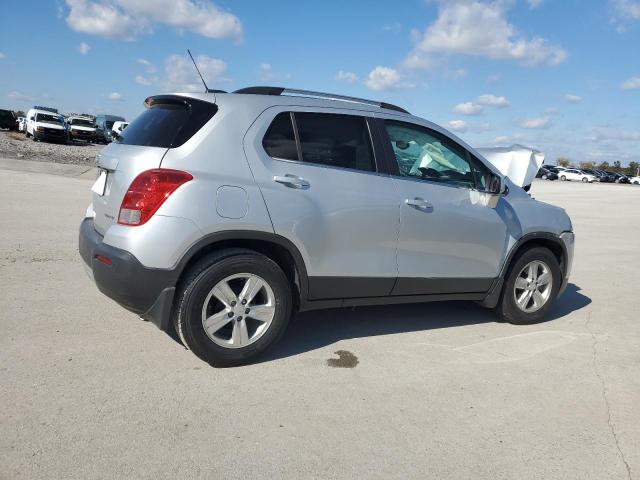 Photo 3 from auction – 2015 CHEVROLET TRAX 1LT with VIN 3GNCJLSBXFL236068