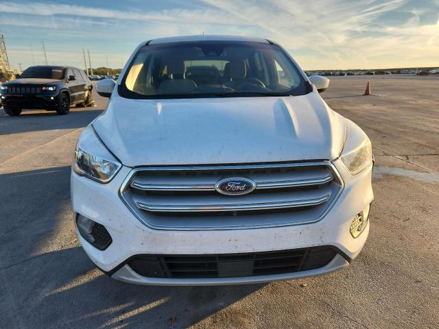 Photo 5 from auction – 2019 FORD ESCAPE SE with VIN 1FMCU0GD7KUA74825
