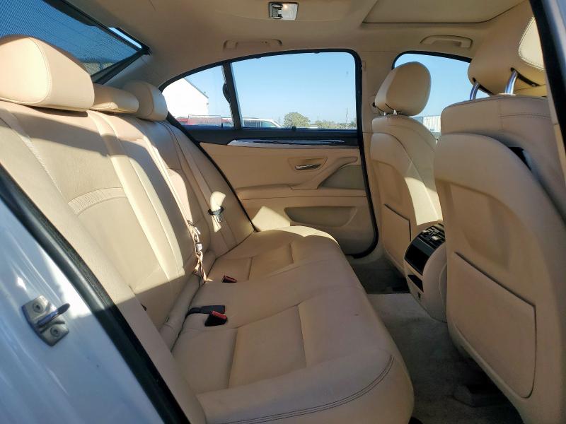 Photo 10 from auction – 2015 BMW 528 I with VIN WBA5A5C5XFD518395