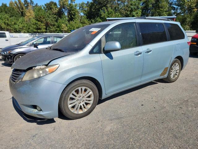 TOYOTA SIENNA XLE 2016 with VIN 5TDYK3DC1GS719400 - Photo from auction