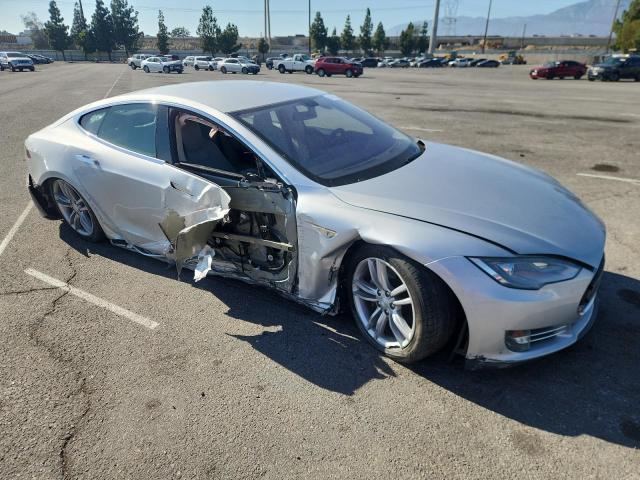 Photo 4 from auction – 2013 TESLA MODEL S with VIN 5YJSA1CN6DFP19585