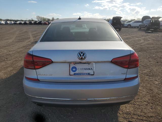 Photo 6 from auction – 2016 VOLKSWAGEN PASSAT SE with VIN 1VWBS7A36GC021638