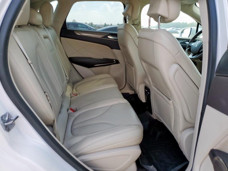 Photo 11 from auction – 2018 LINCOLN MKC PREMIE with VIN 5LMCJ1C90JUL22229