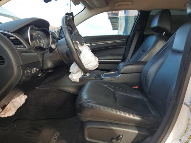 Photo 7 from auction – 2017 CHRYSLER 300 LIMITE with VIN 2C3CCAAG4HH609948