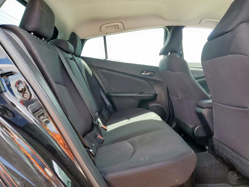 Photo 11 from auction – 2016 TOYOTA PRIUS with VIN JTDKBRFU5G3011490
