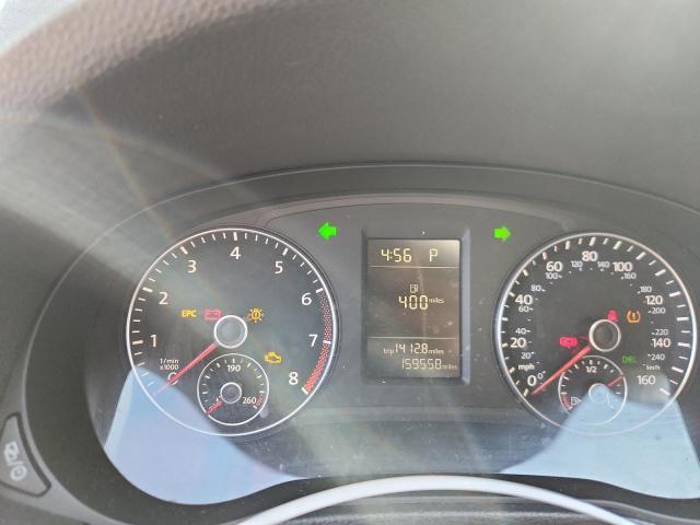 Photo 9 from auction – 2014 VOLKSWAGEN PASSAT S with VIN 1VWAT7A33EC049841
