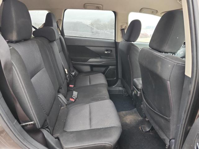 Photo 10 from auction – 2017 MITSUBISHI OUTLANDER with VIN JA4AD2A33HZ005644