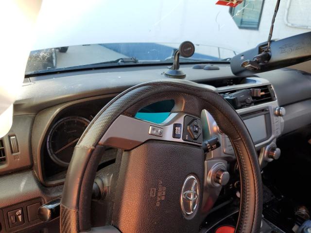 Photo 9 from auction – 2018 TOYOTA 4RUNNER SR with VIN JTEBU5JR7J5549895
