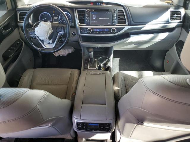 Photo 8 from auction – 2018 TOYOTA HIGHLANDER LIMITED with VIN 5TDDZRFH8JS853401
