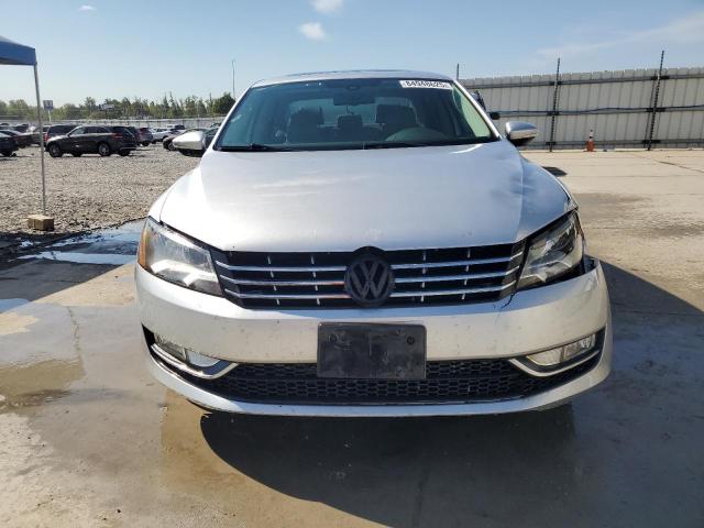 Photo 5 from auction – 2012 VOLKSWAGEN PASSAT SE with VIN 1VWBN7A35CC059993