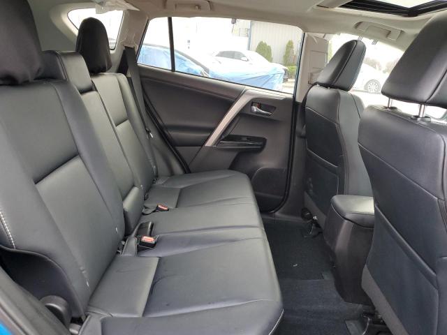 Photo 11 from auction – 2017 TOYOTA RAV4 LIMIT with VIN 2T3YFREV2HW379679