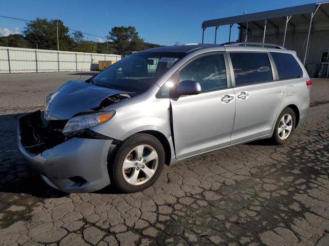 Photo 1 from auction – 2014 TOYOTA SIENNA LE with VIN 5TDKK3DC3ES452232