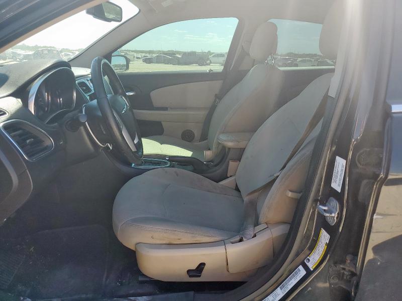 Photo 7 from auction – 2013 CHRYSLER 200 TOURIN with VIN 1C3CCBBB0DN538337