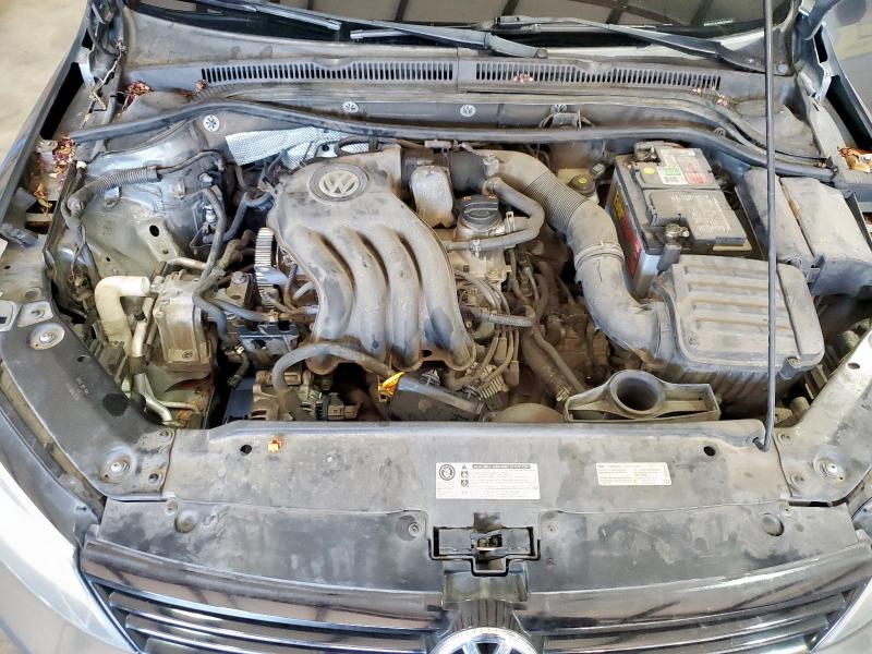 Photo 11 from auction – 2013 VOLKSWAGEN JETTA BASE with VIN 3VW2K7AJ9DM299880
