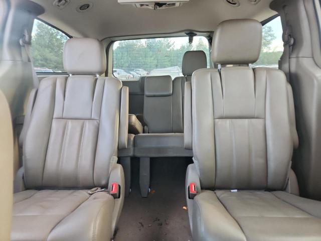 Photo 10 from auction – 2012 CHRYSLER TOWN & COU with VIN 2C4RC1BG6CR337393