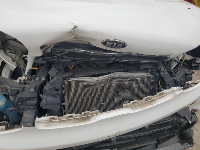 Photo 11 from auction – 2016 KIA SOUL with VIN KNDJN2A21G7386012